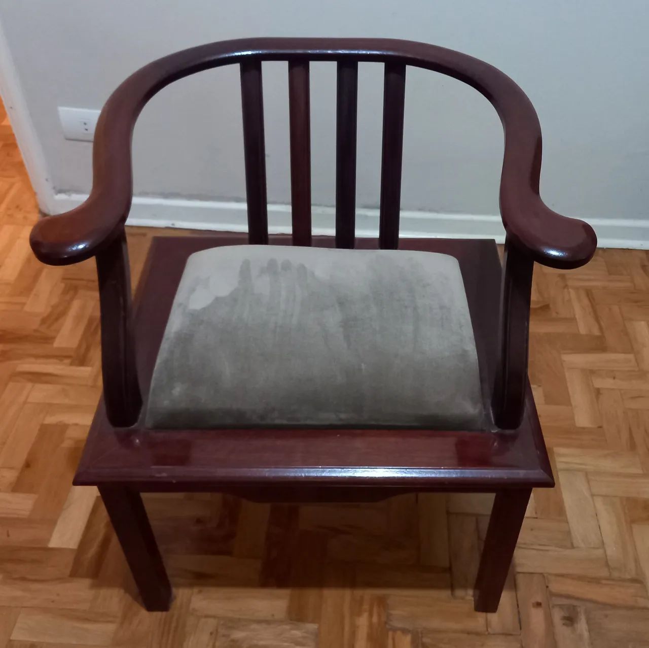 Cadeiras poltronas vintage antigas peroba maciça  - Foto 2