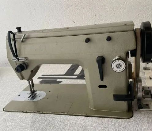 Vendo Singer Zig Zag 