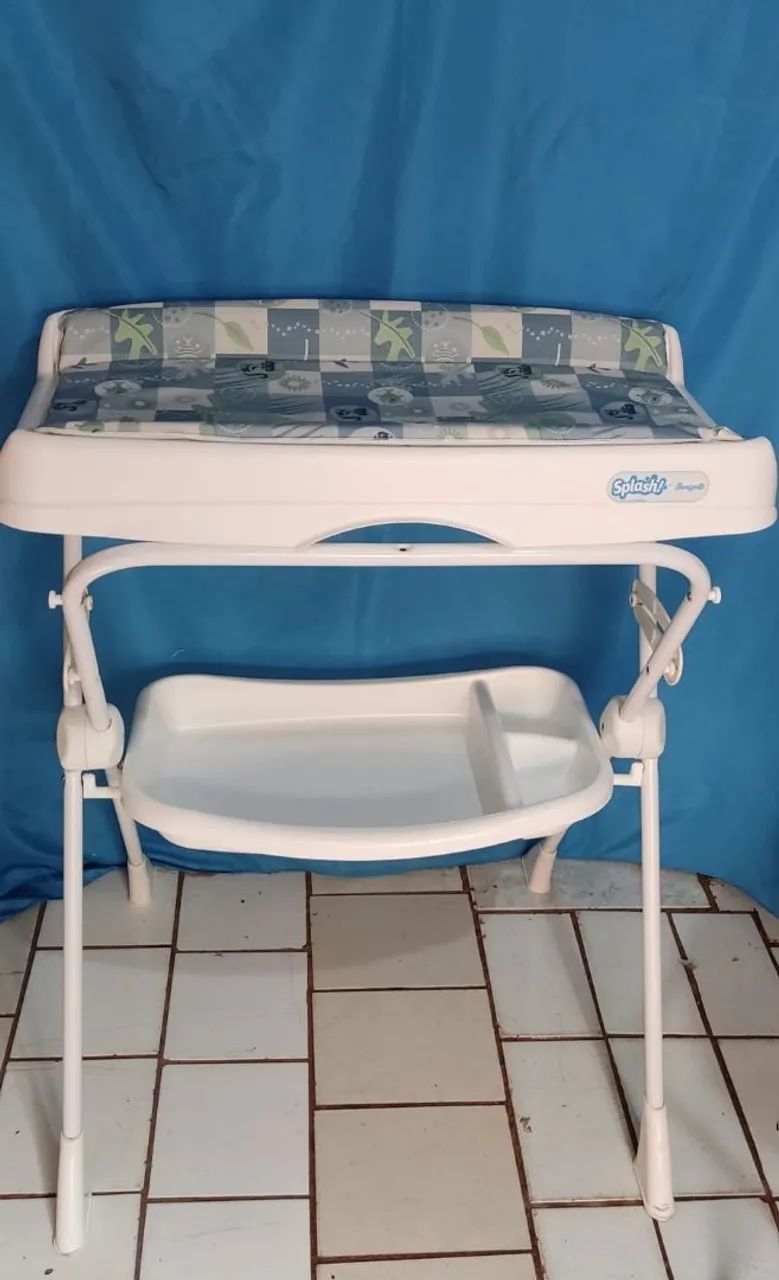 Suporte com trocador de bebe