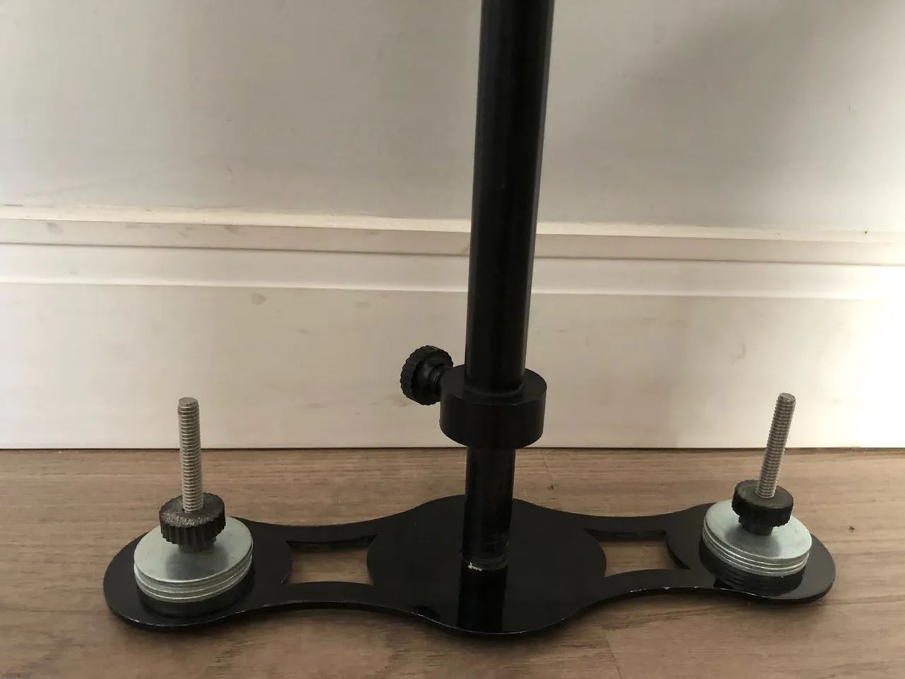 Estabilizador de Câmera Profissional - Muito Novo - Foto 3