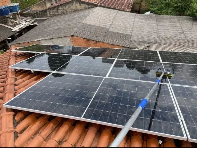 FAÇO LIMPEZA DE PLACAS SOLARES - Foto 5