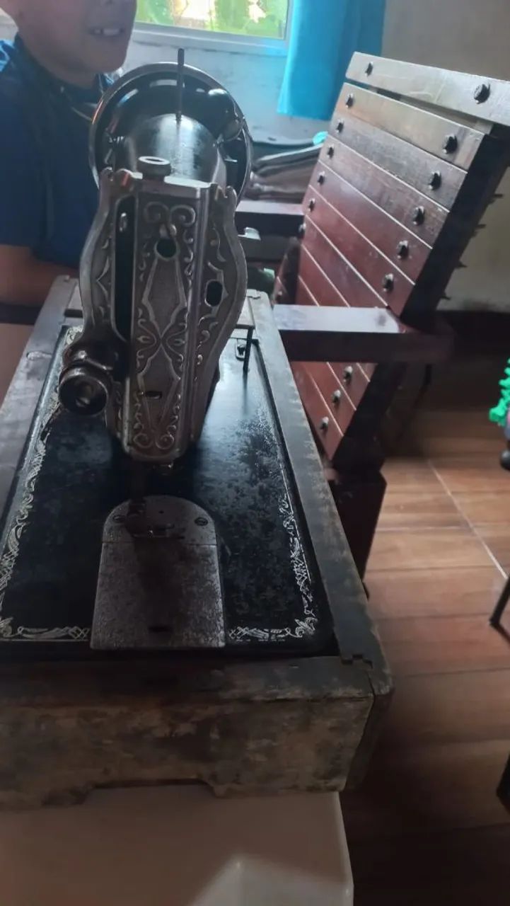 Máquina antiga  - Foto 3