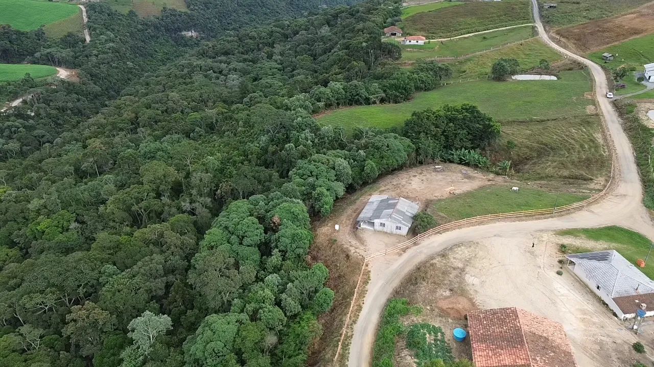 4.3 hectares em Alfredo Wagner com cachoeira - Foto 5