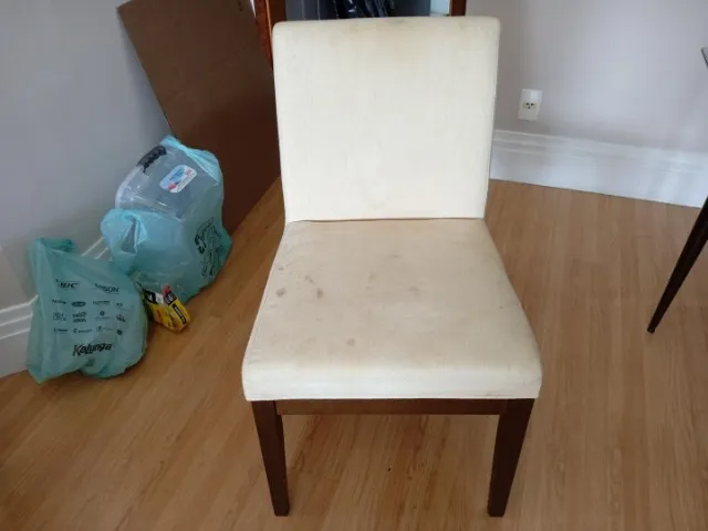 Cadeira de jantar estofada s/ braços em Madeira / Tecido Bege 89 cm x 52 cm x 50 cm