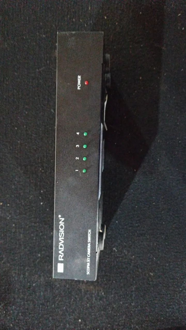 Switch de Câmeras Radvision SCOPIA XT - Foto 2