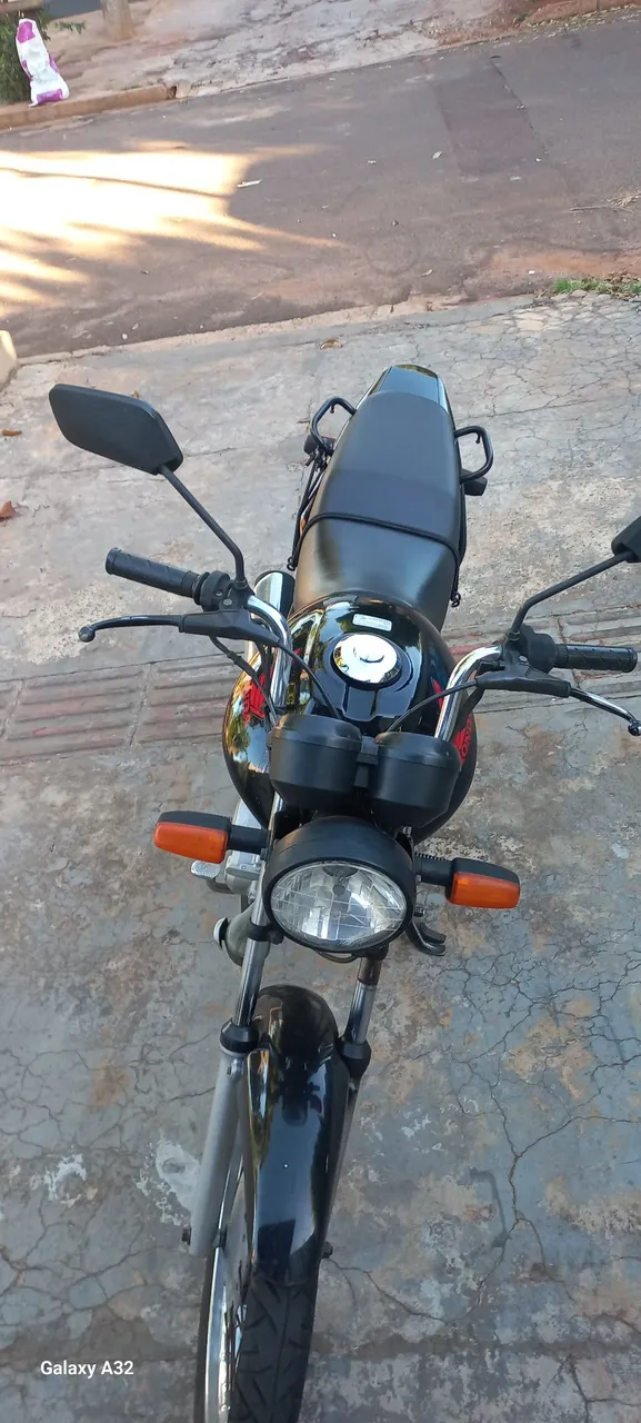 Moto fan es 2011 = único dono