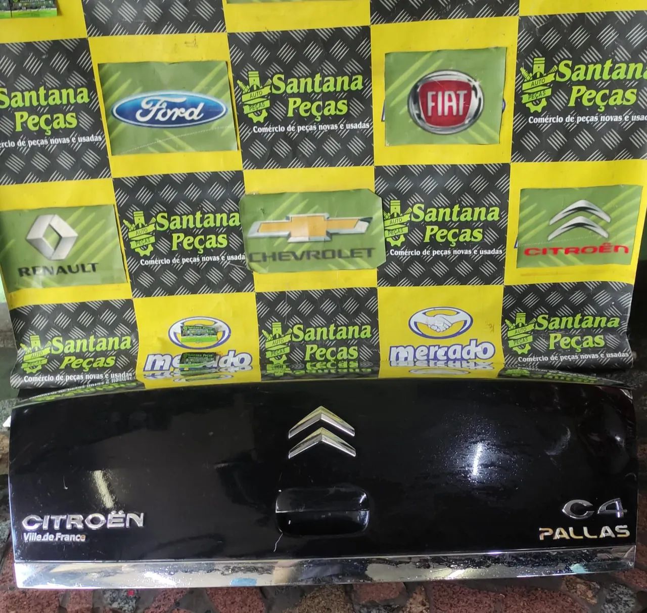 Tampa traseira C4 Pallas