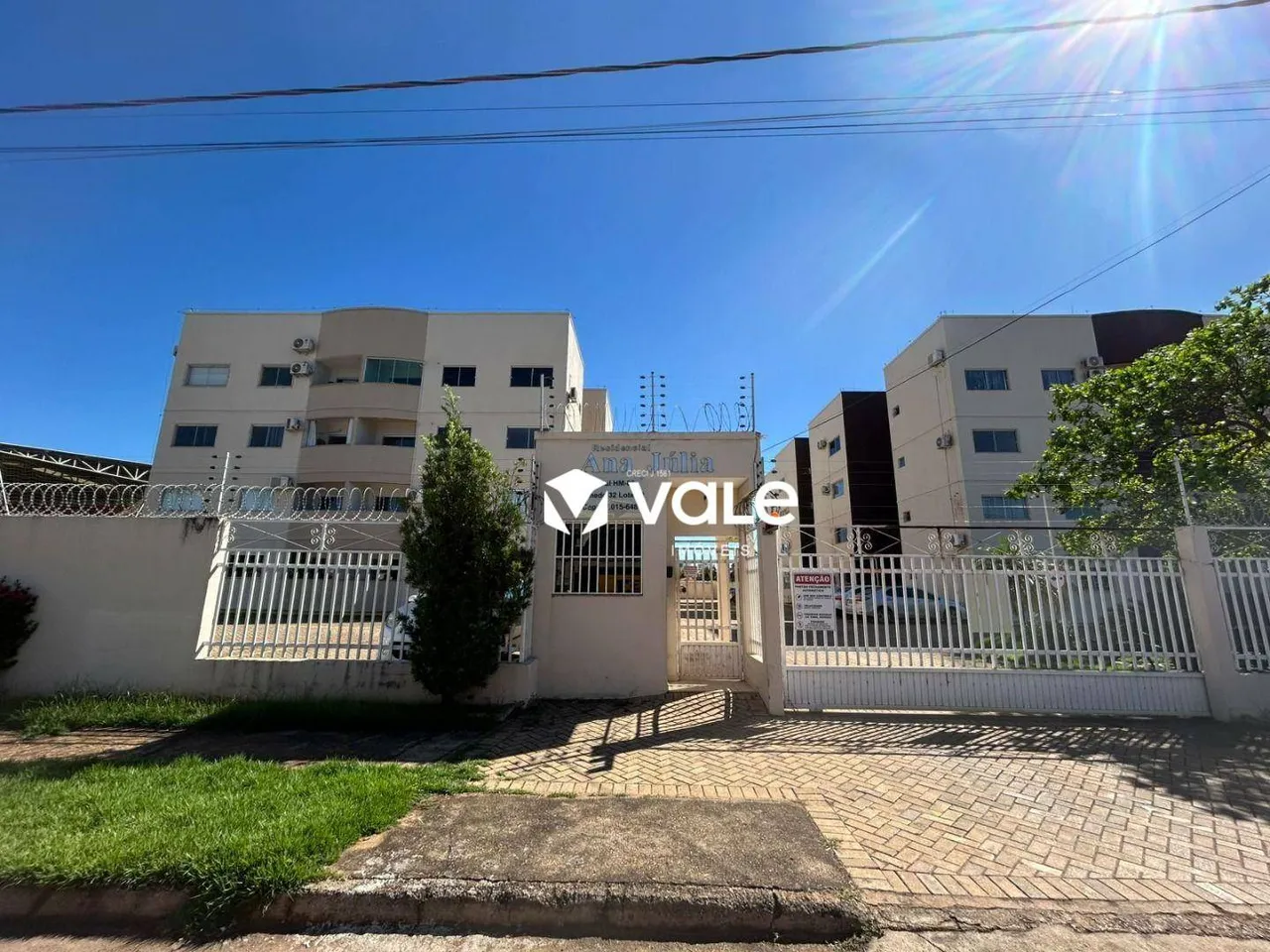 Apartamento com 2 dormitórios para alugar, 63 m² por R$ 2.100,00 - 405 Sul (Arso 42) - Pal