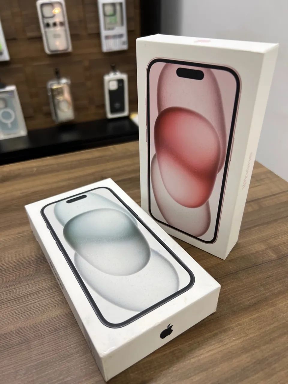 IPHONE 15 LACRADOS / NOVO / 128g. /  2 UNIDADES SOMENTE NA PROMOÇÃO  - Foto 3