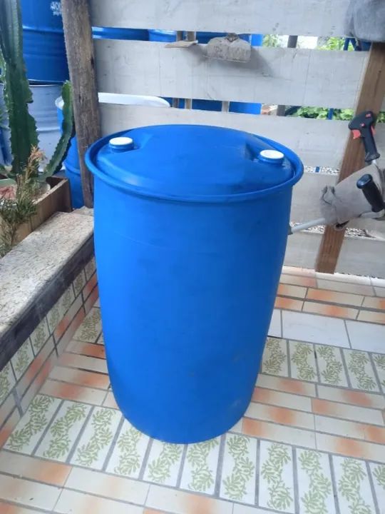 Bombonas de 200 litros tampa fixa. - Foto 2