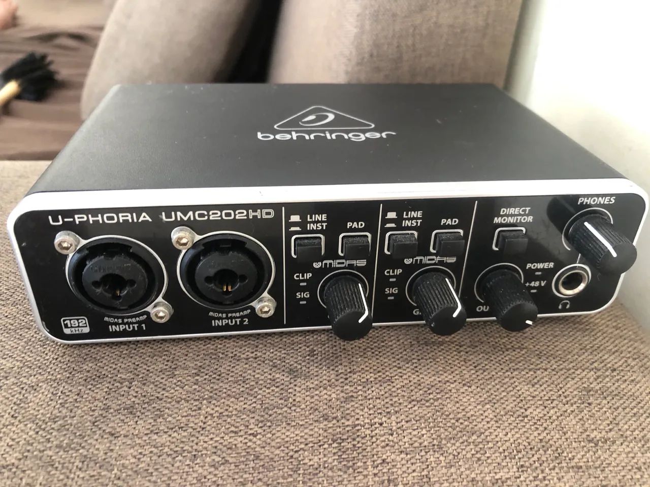 Vendo interface de áudio UMC202hd  - Foto 4