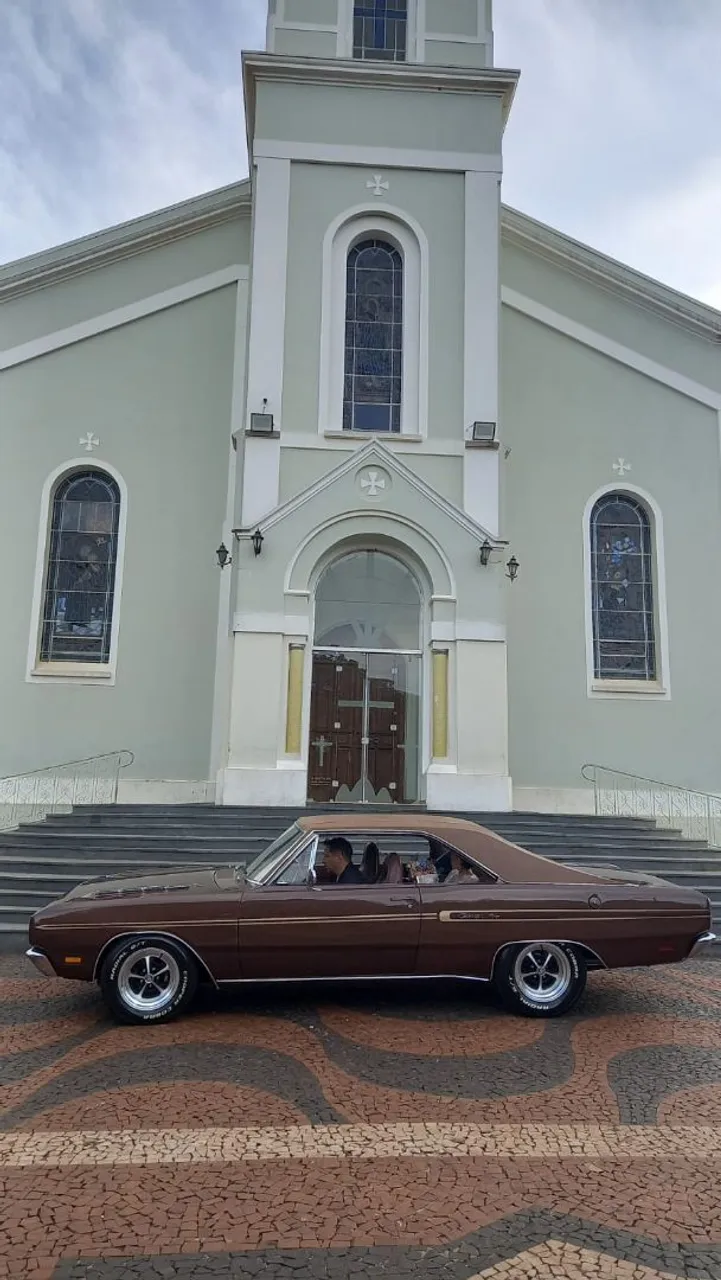 SEV e-charge 中古 Dodge Charger | Anúncio do Armazém do Vovô