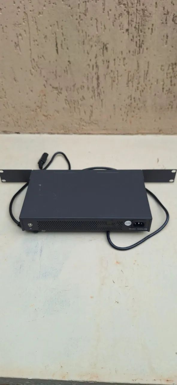 Switch de Rede TP-LINK TL-SG1024D