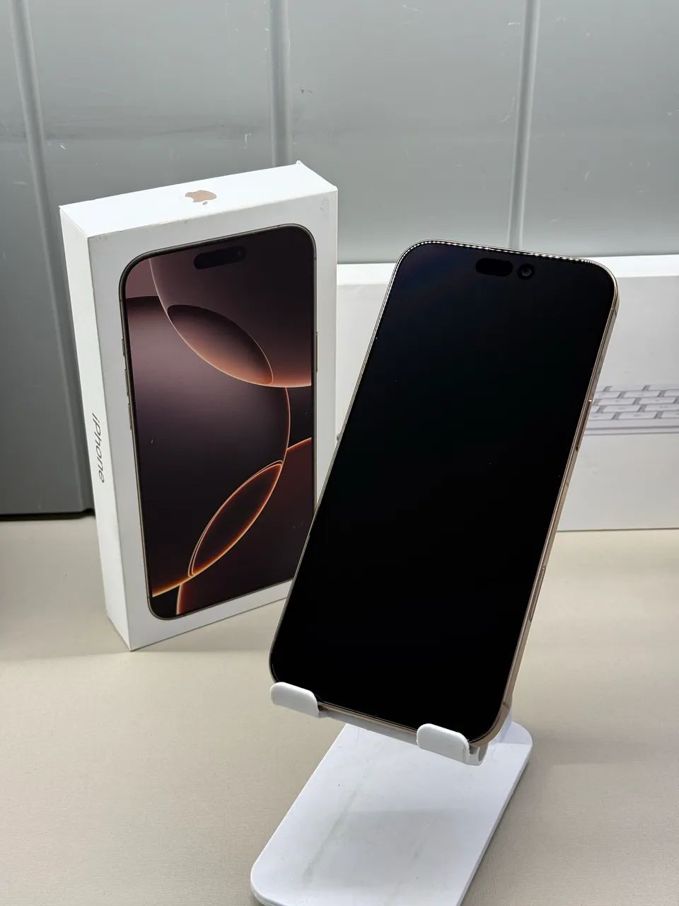 iPhone 16 pro Max 256gb Desert Titânio bateria 99% com Garantia