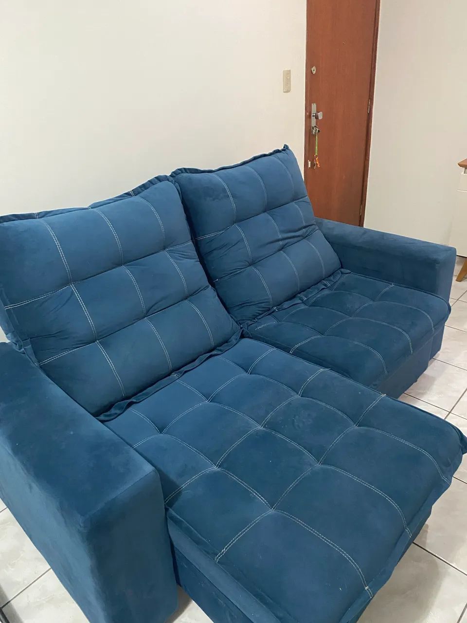 Retractable sofa64310340083842122