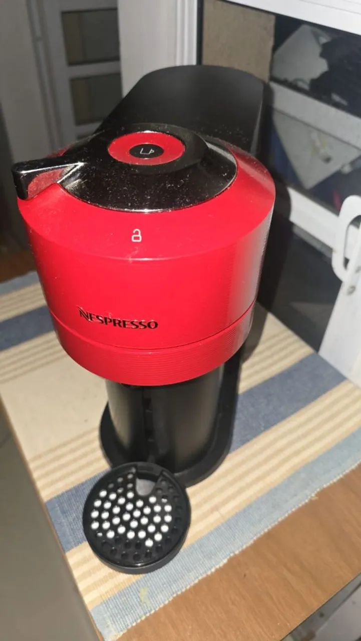 Cafeteira Nespresso Vermelha