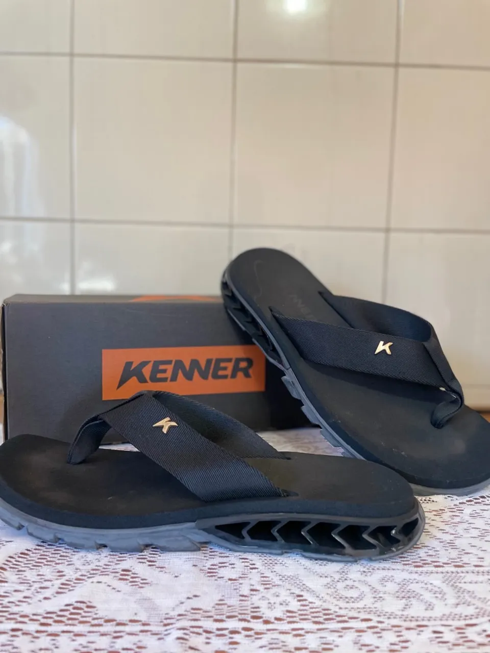 Chinelo Kenner Preta