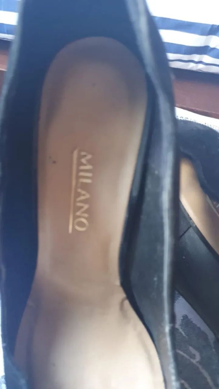 2 Scarpin 38 preto e nude - Foto 2