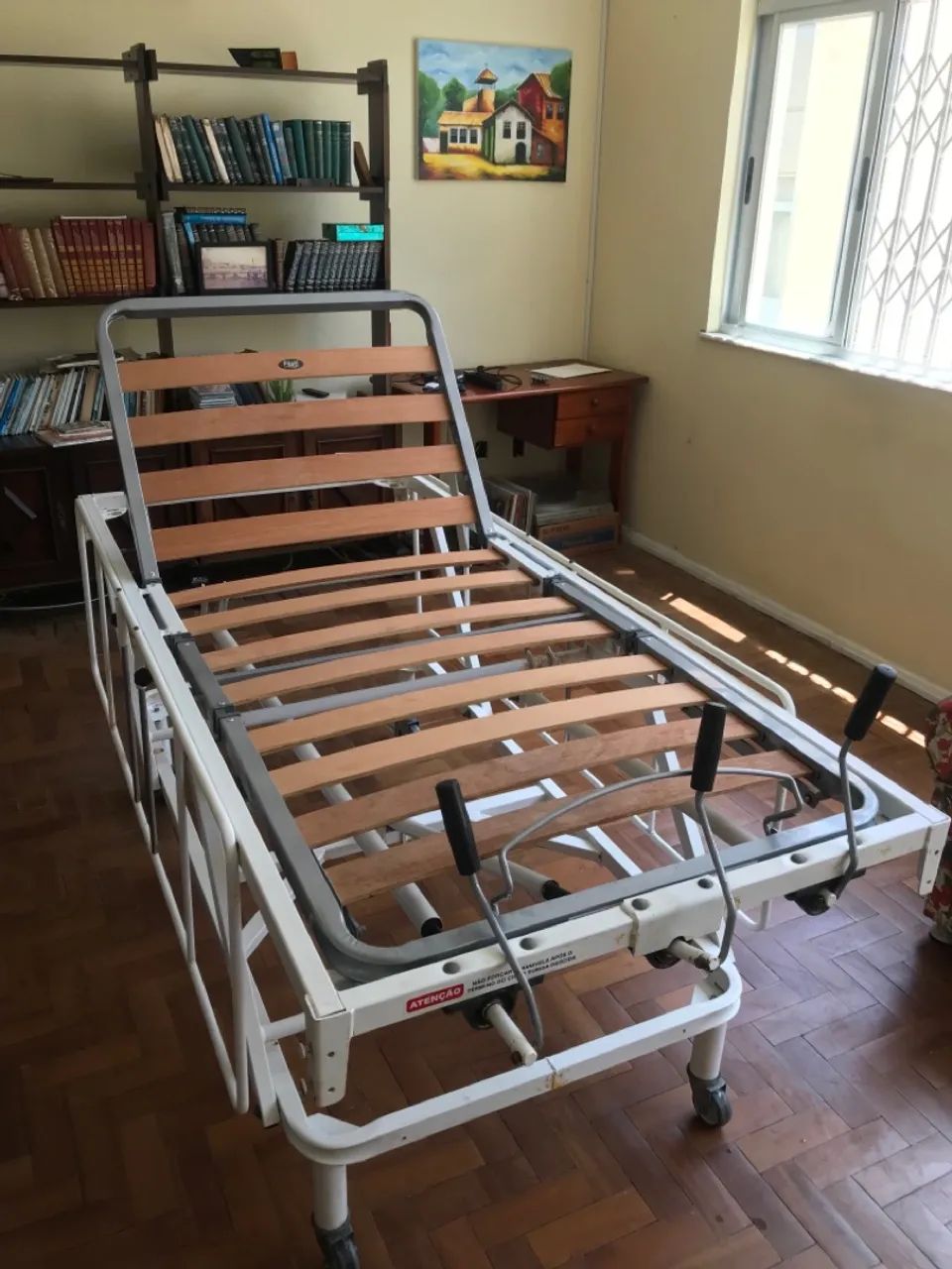 Cama Hospitalar Manual com Grades Laterais - Foto 5