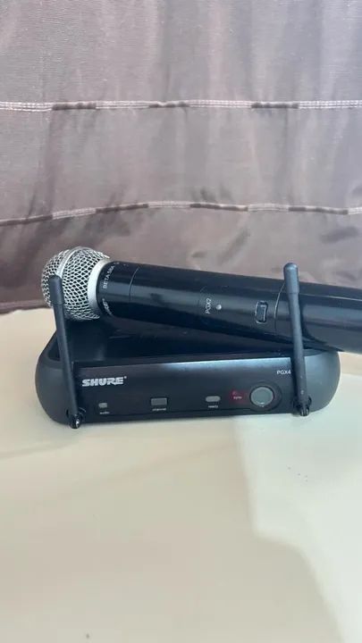 Microfone Shure sem fio Beta 58