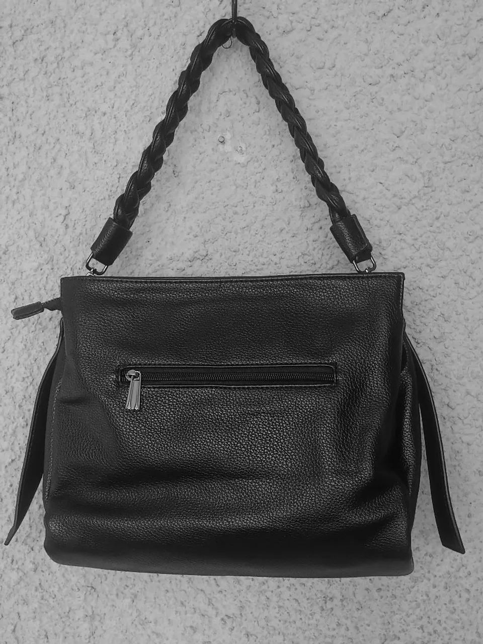 Bolsa de ombro com alça trançada, bolso interno externo com zíper  - Foto 3