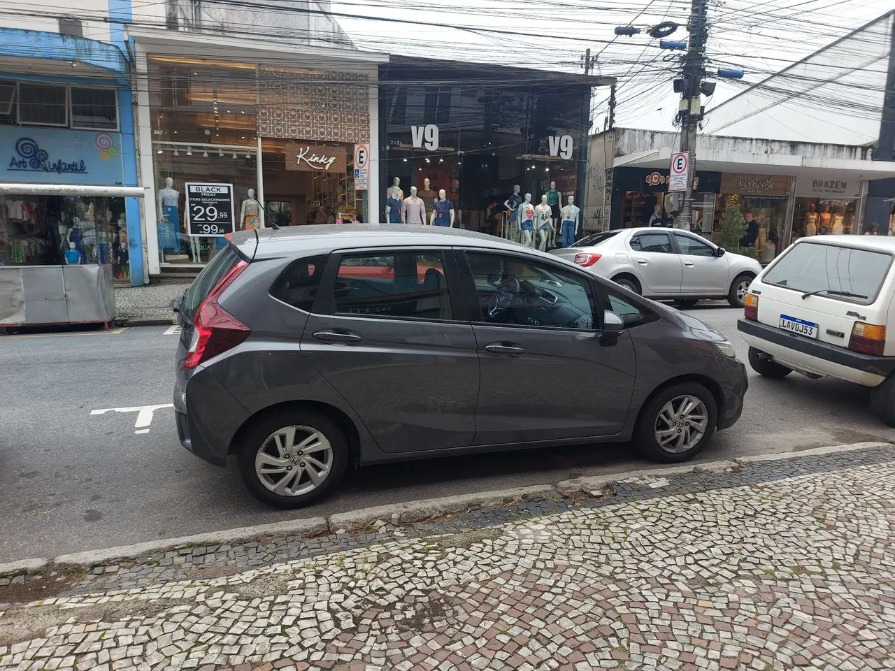 FIT 16/17 Vist. Meu Nome! - Foto 5
