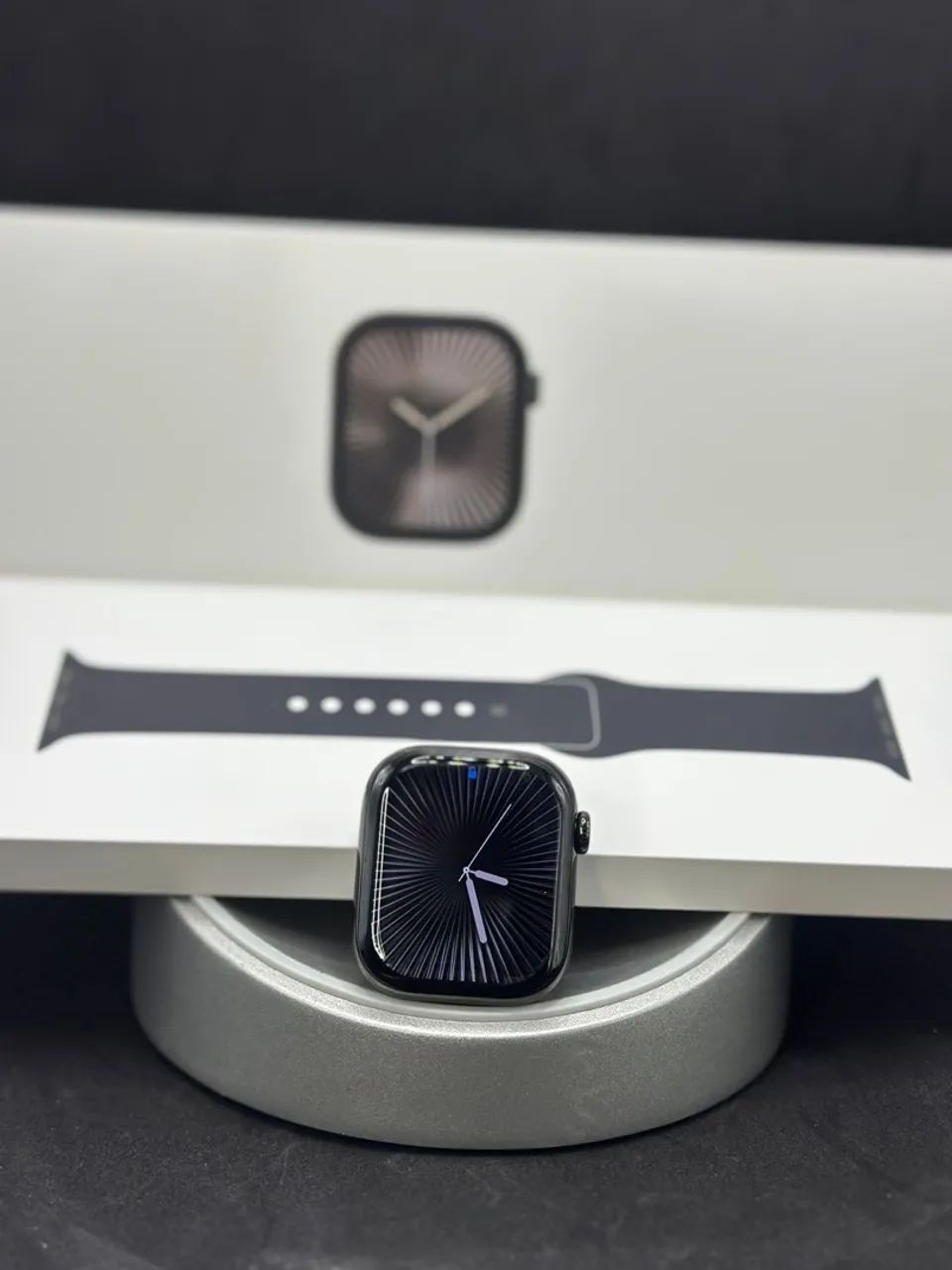 Apple Watch Series 10 + Cellular 42MM Titanium Black 