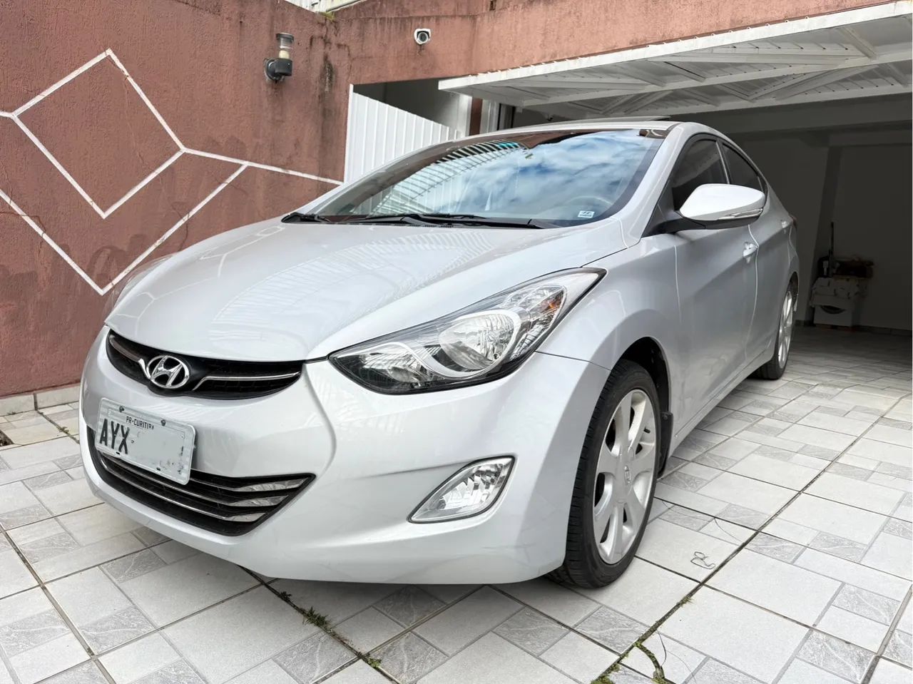 Elantra com Teto Solar, Apenas 42mil km, Único Dono! - Foto 4