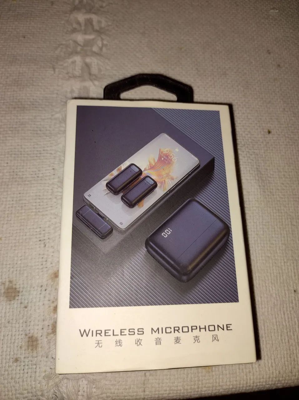 Wireless microphone64197830529282120