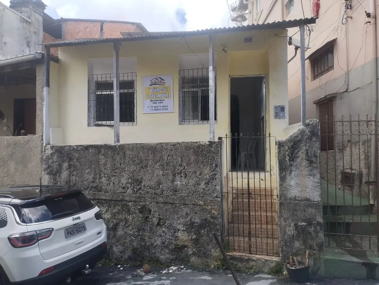 Ótima casa com 2/4