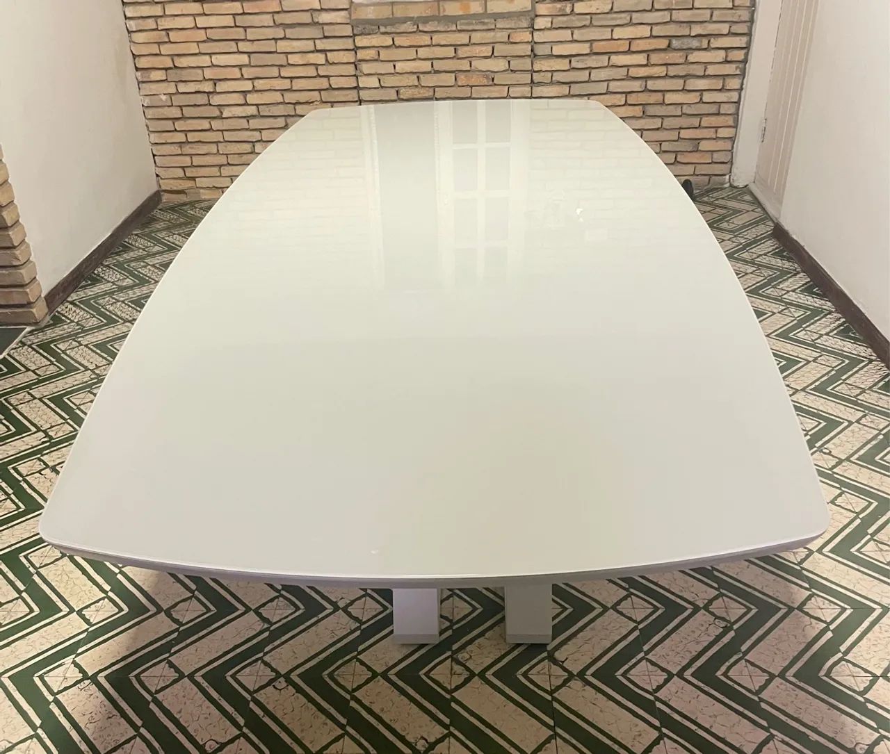 Mesa com Tampa de vidro grande - Foto 4
