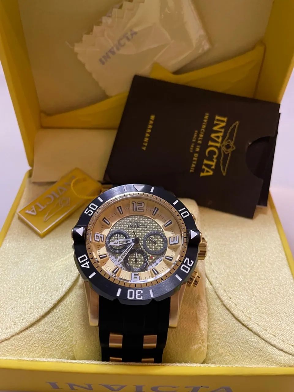 Invicta Pro Diver
