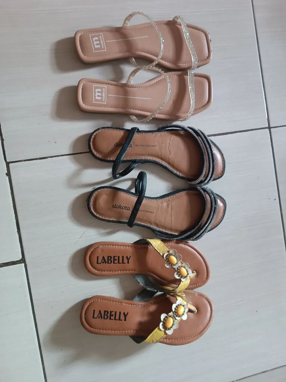 Sandálias rasteirinha 