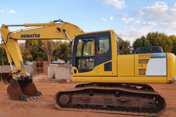 Escavadeira Hidraulica Komatsu 2015