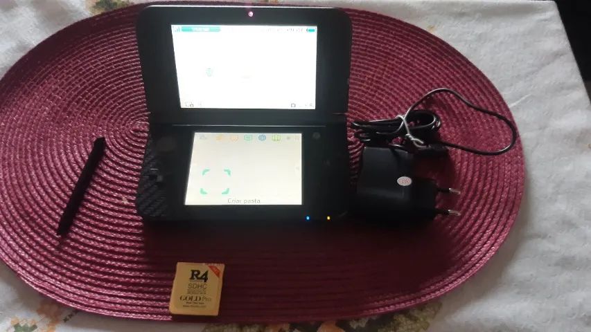 New Nintendo 3DS XL DESBLOQUEADO + Carregador , Caixa original e vários Jogos (Não envio)  - Foto 3