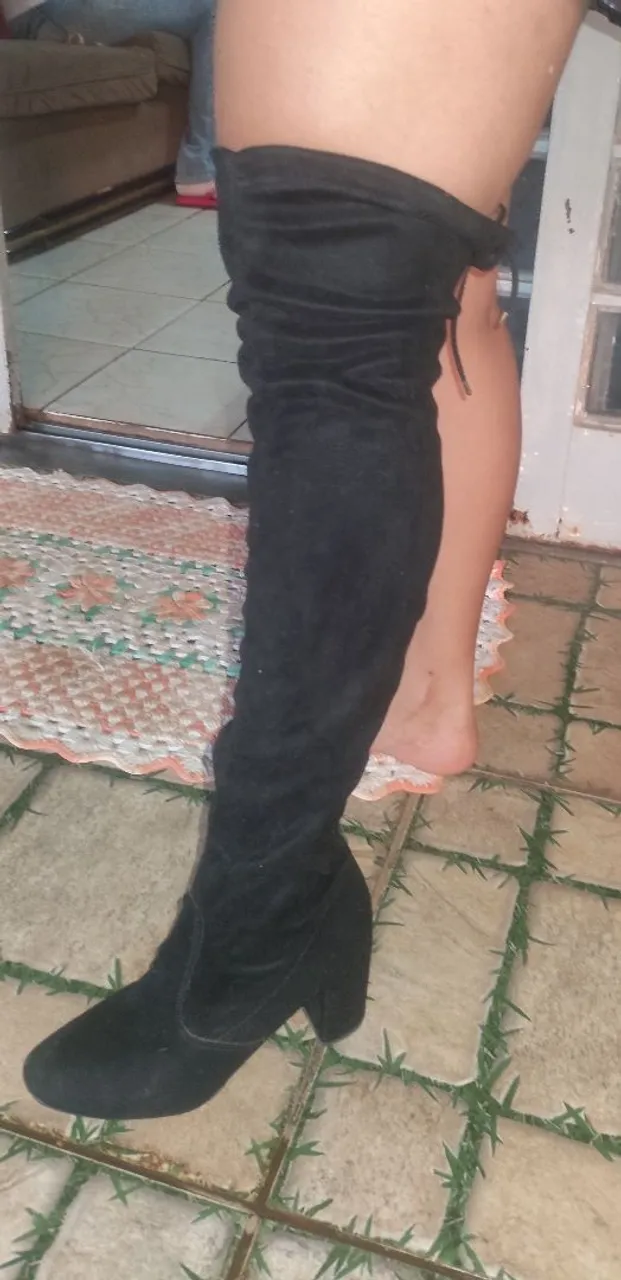 Bota Over Alta Preta - Renata Mello Tam 38