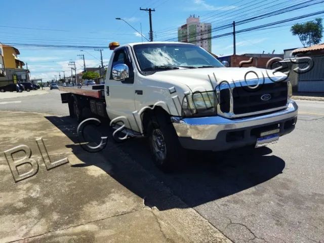Ford F-250 XLT L, 2003, 6cc, c/ plataforma de 5,30mts. 