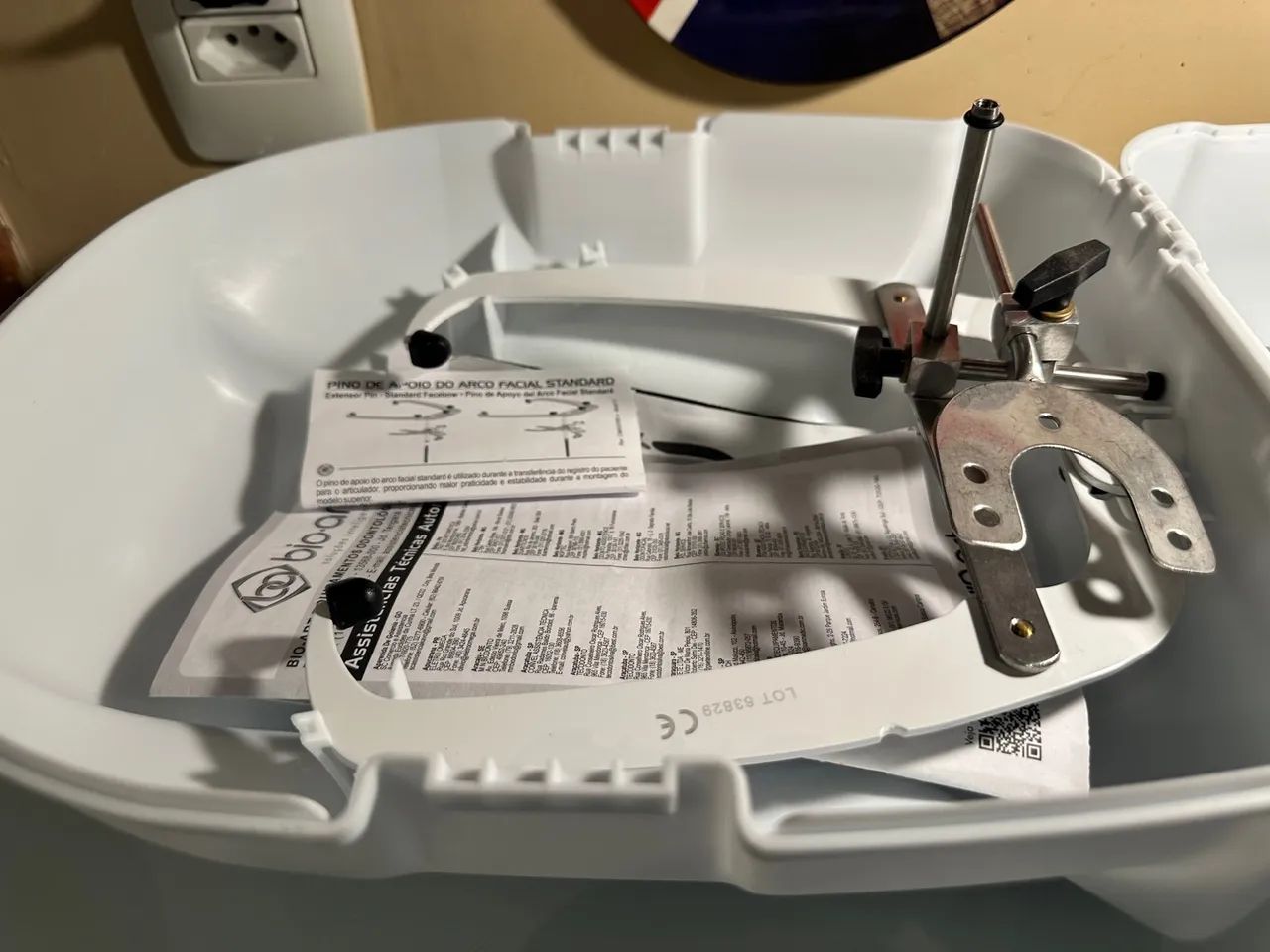 Articulador Bio-Art com Arco Facial (Estado de Novo) - Foto 4