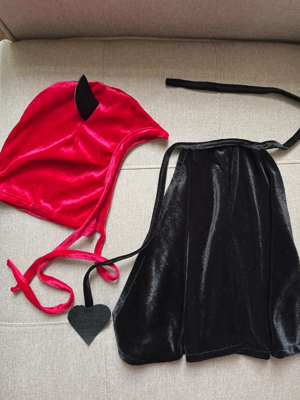 Fantasia vermelha de Halloween para bebê  - Foto 3