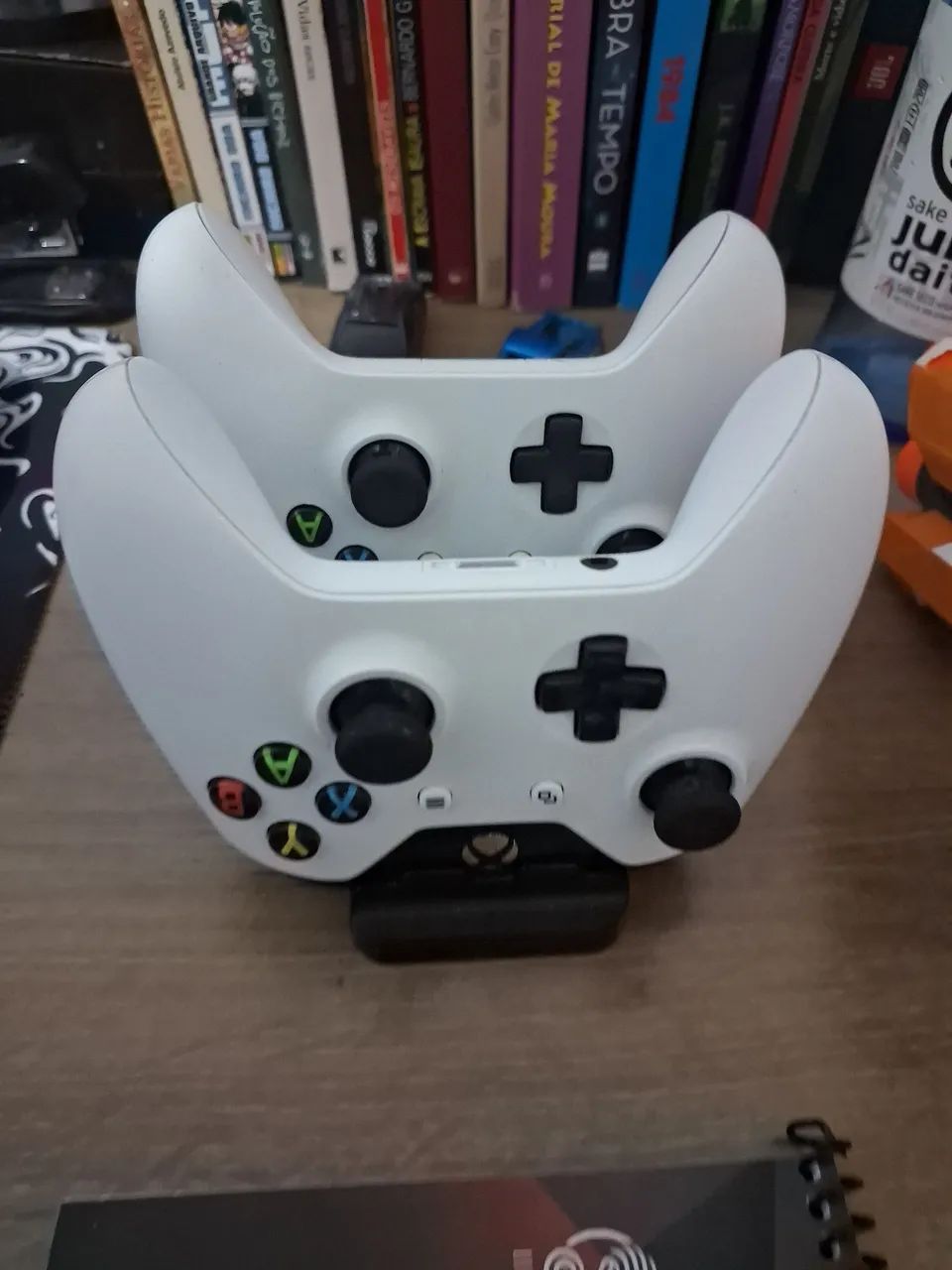 Xbox one s 1tb com controles e jogos - Foto 4