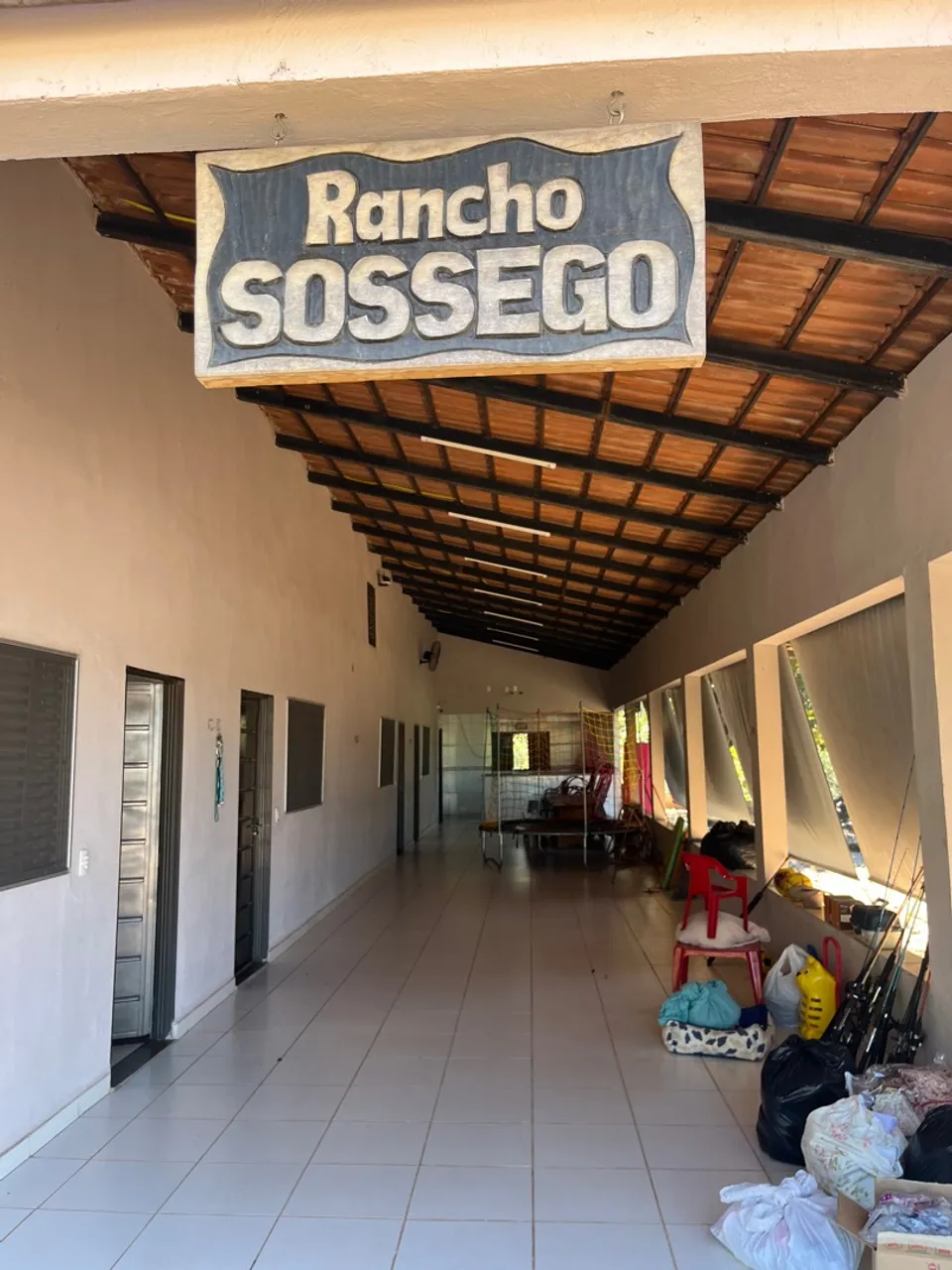 Rancho de pesca na Serra da Mesa