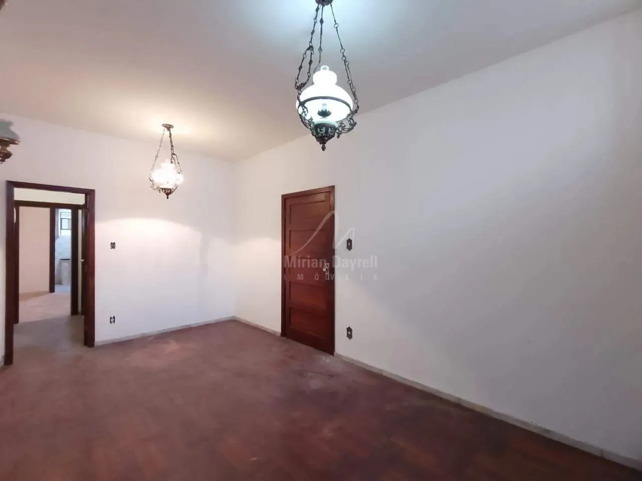 Casa com 3 quartos para alugar no Floresta