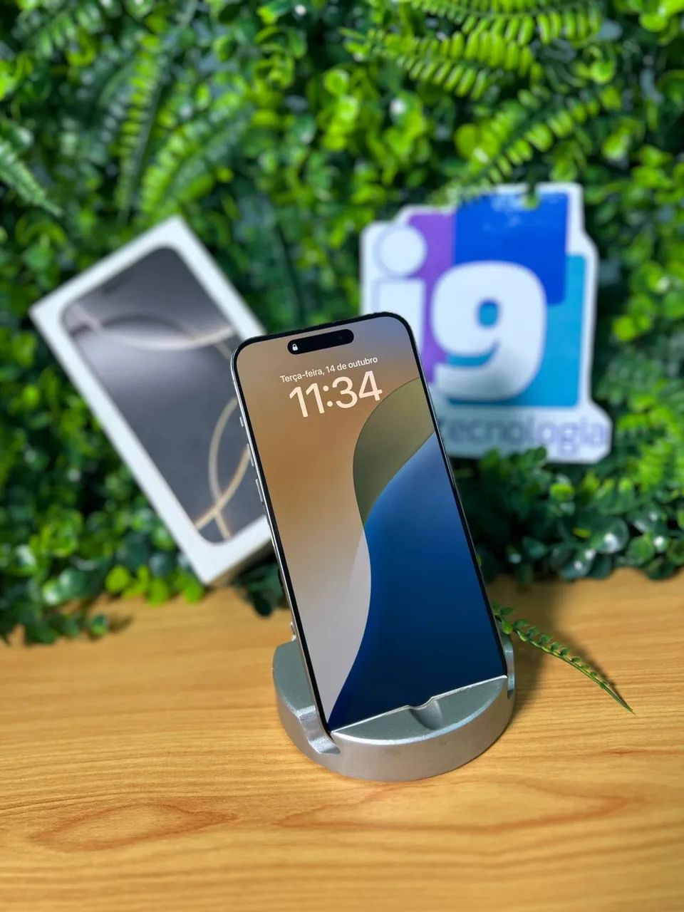 iPhone 15 Pro Max 256GB  89% Natural Titanium, Com caixa Seminovo  - Foto 4