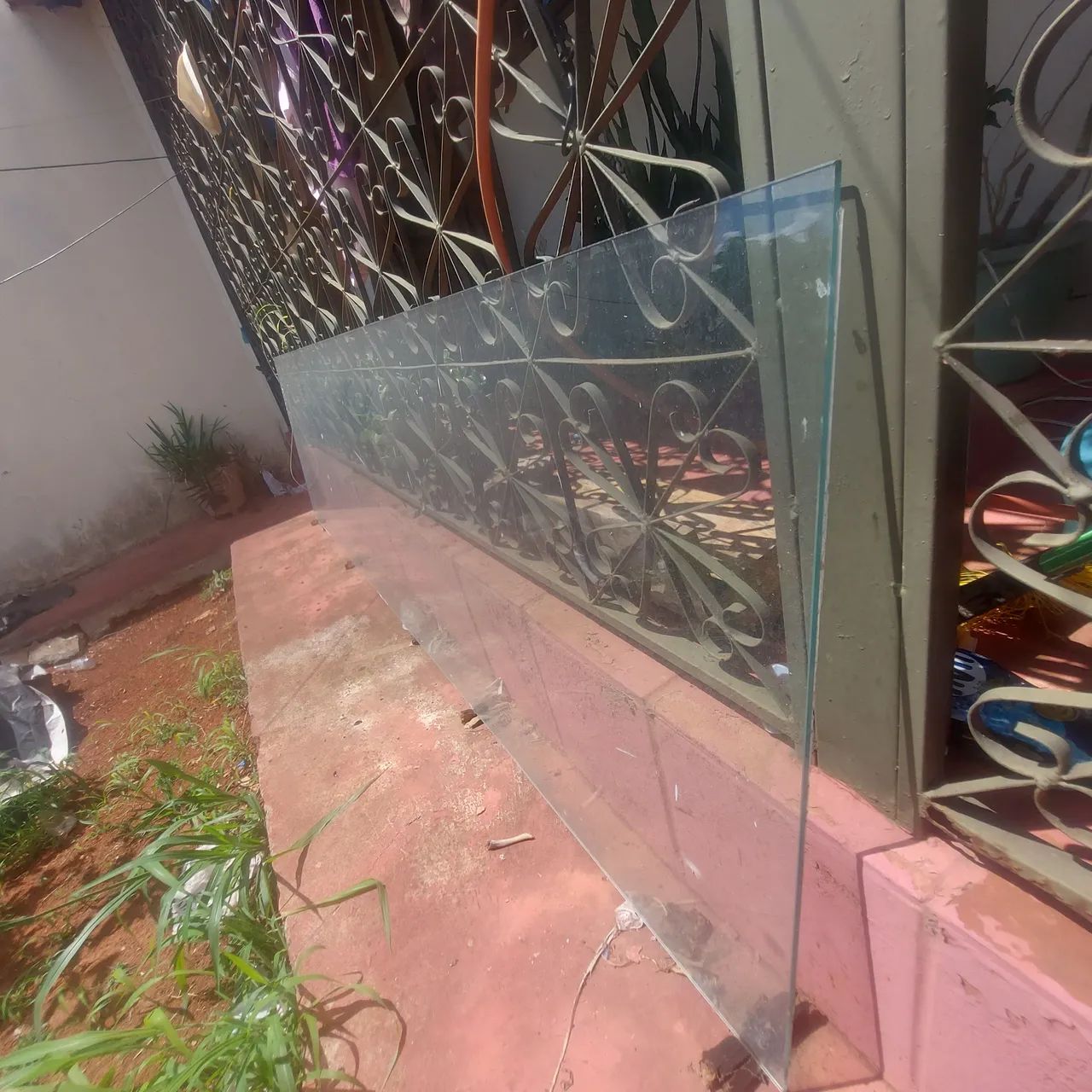 Vidro temperado ideal pra faixada de casa 3,08 X 84,0 10,mm