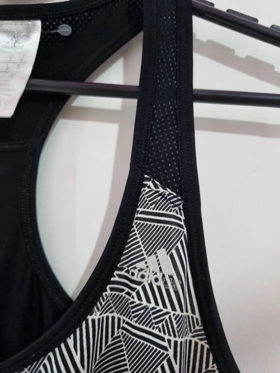 Regata esportiva Adidas - Foto 3