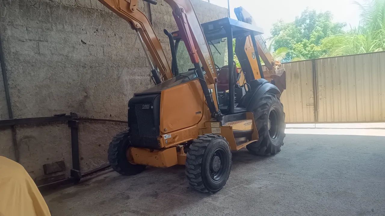 Retroescavadeira CASE 580N 2015 4x4 - Foto 2