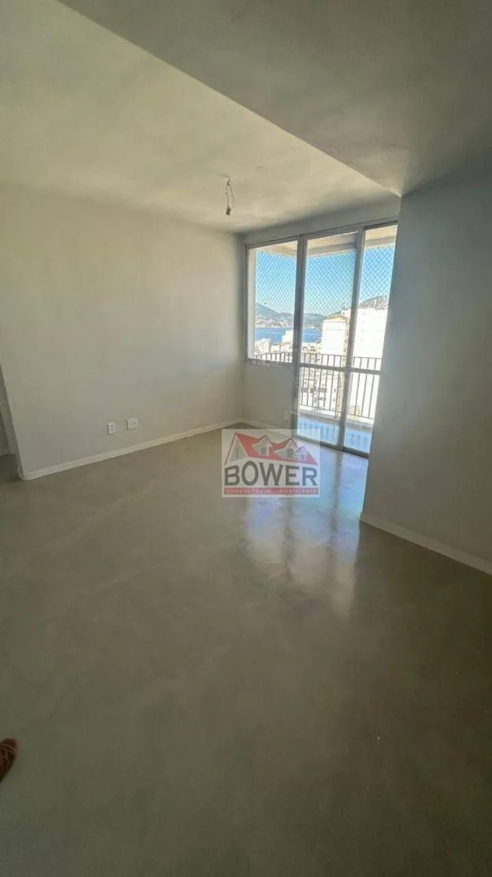 Apartamento à venda no Ingá Niterói | 75m² | 2 quartos (1 suíte) | R$ 680.000