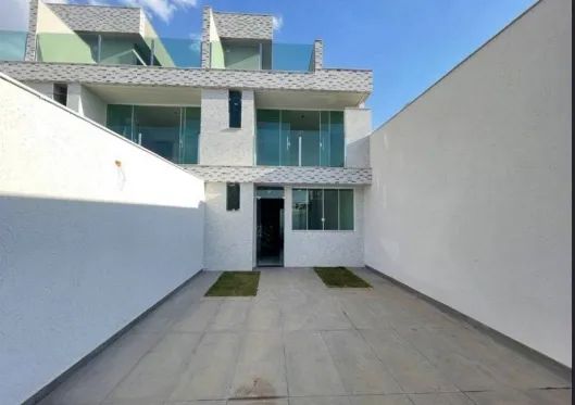 Casa para venda tem 152 metros quadrados com 3 quartos em Santa Amélia por R$740.000