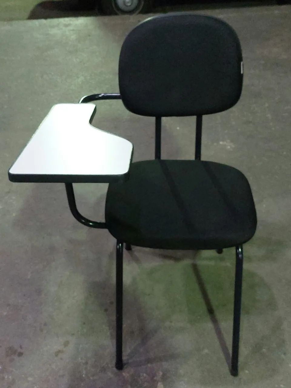 Cadeira Universitária com Prancheta Porta Livros - Conforto e Praticidade - Foto 6