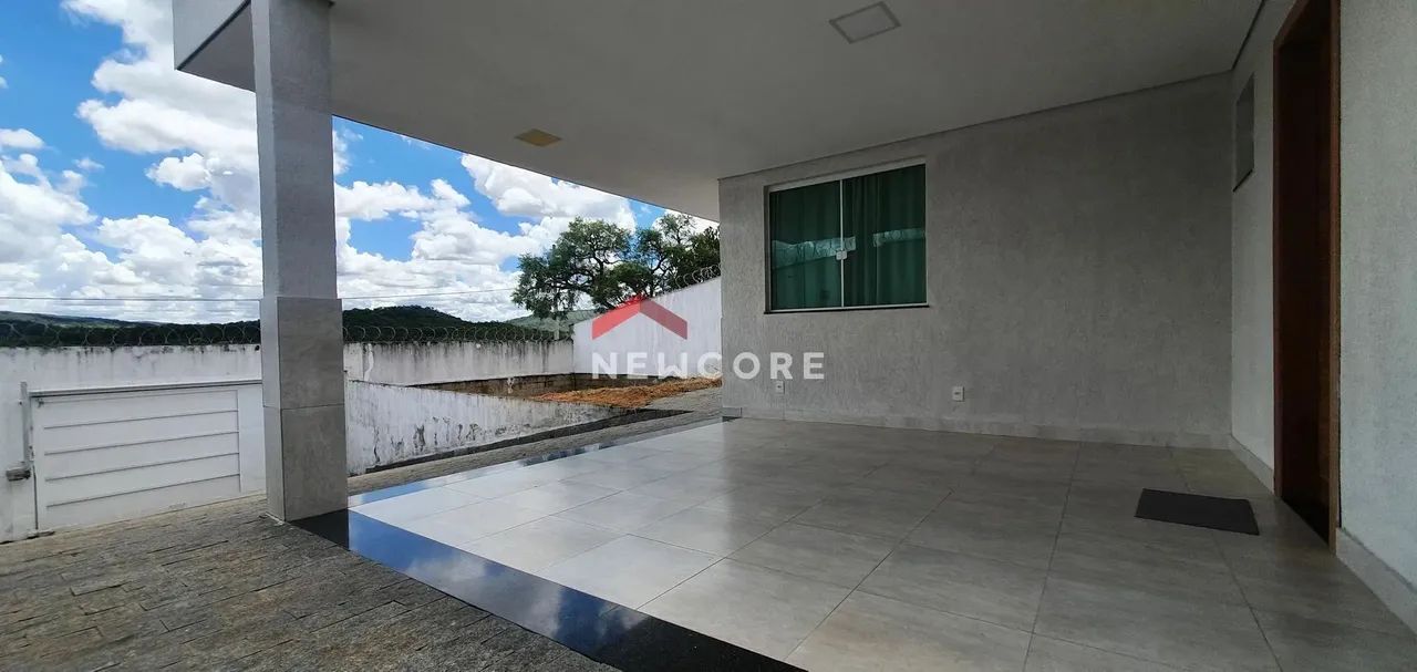 Casa em Avenida Violeta Palhares Vieira - Fernão Dias - Esmeraldas/MG - Foto 2